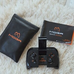 MOGA Android Power A Bluetooth Pivot Gaming Controller